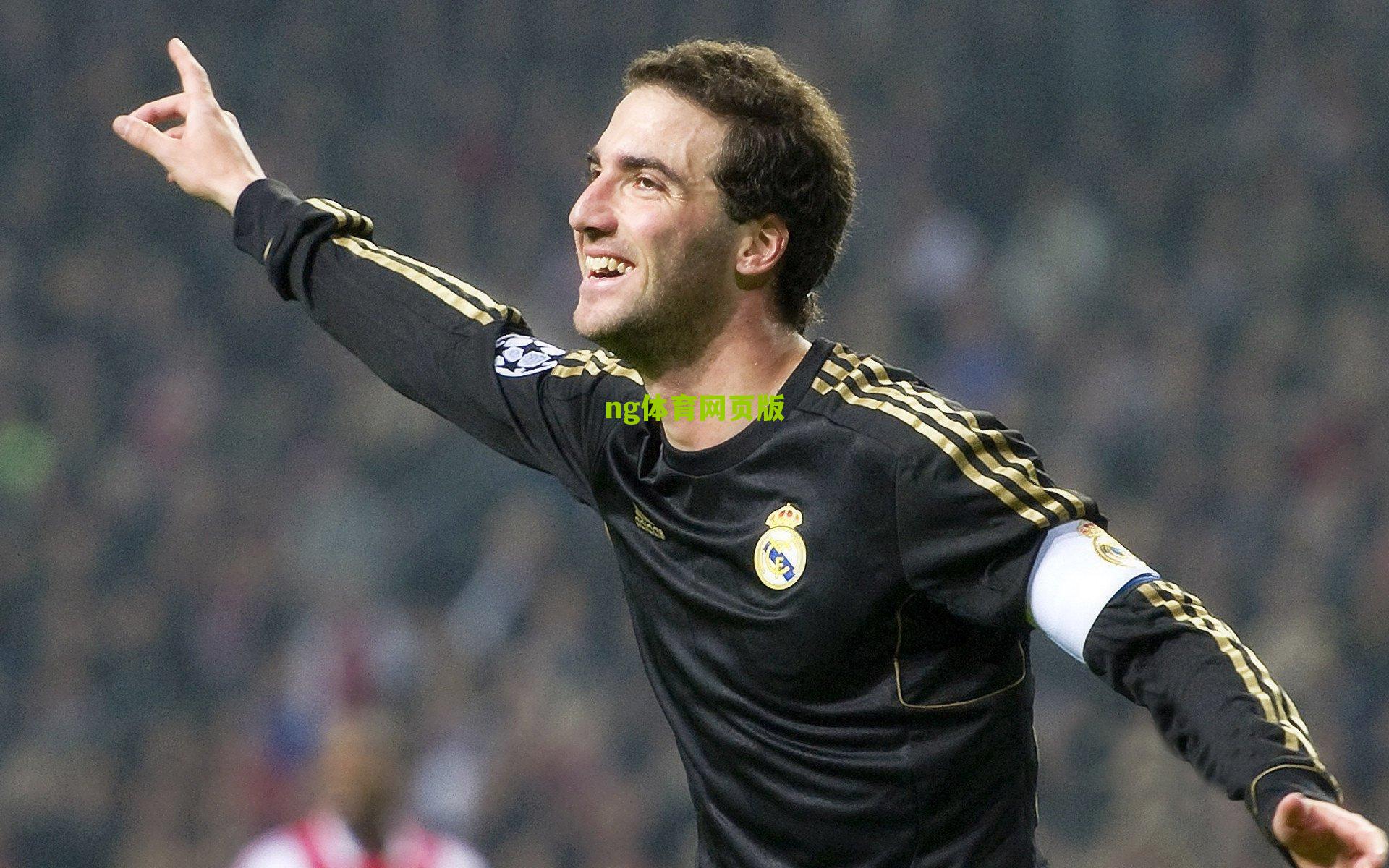 ng体育平台|四年前的今天，一个足球名梗如何改变了互联网的叙事狂欢