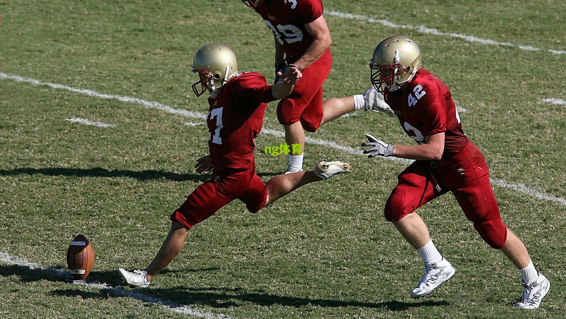 ng体育-英雄联盟季中赛赛程正式公布，巅峰对决门票亲民引热议，最高票价仅约300元